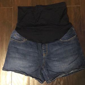Liz Lange Maternity Jean Shorts